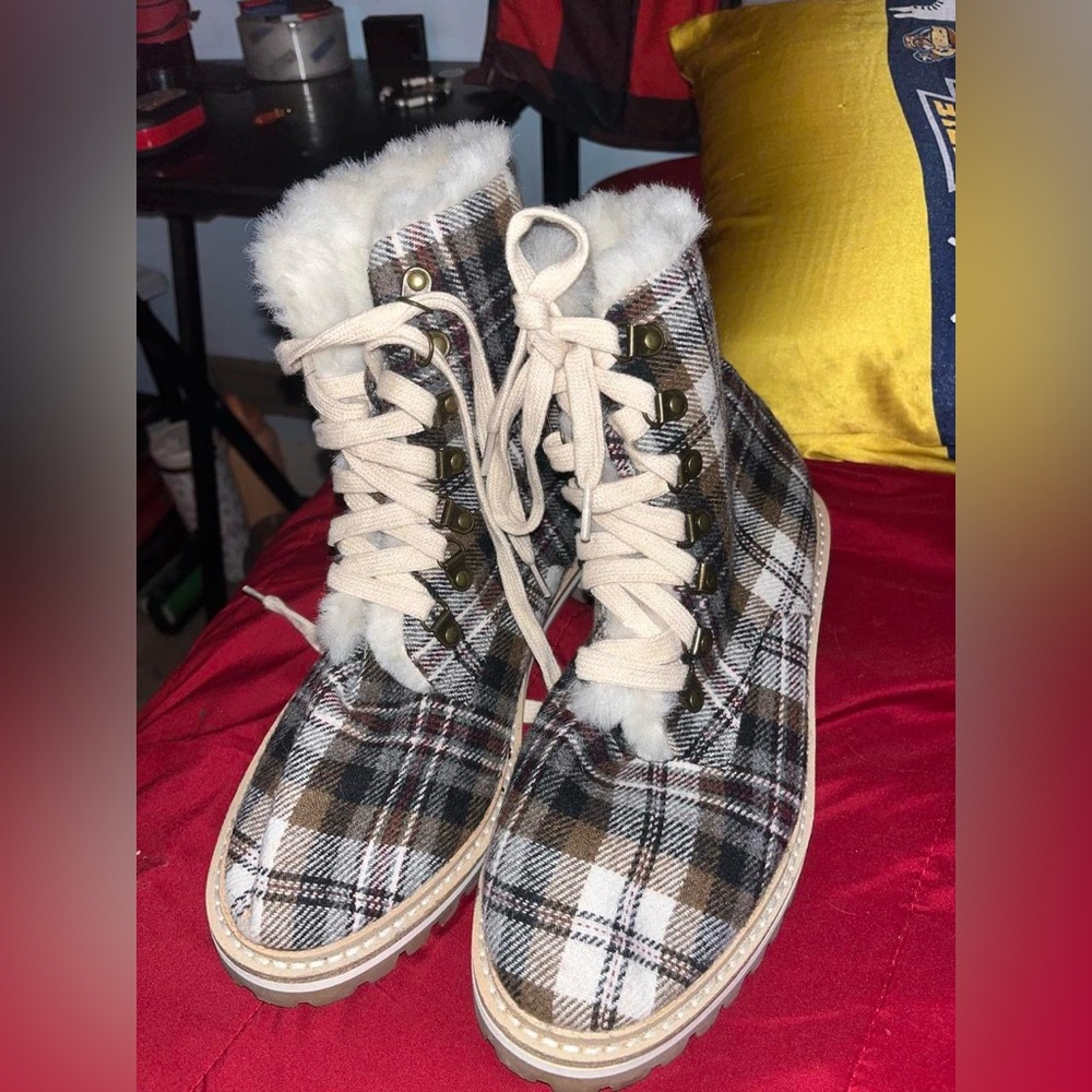 Plaid Fur-Lined Women's Boots